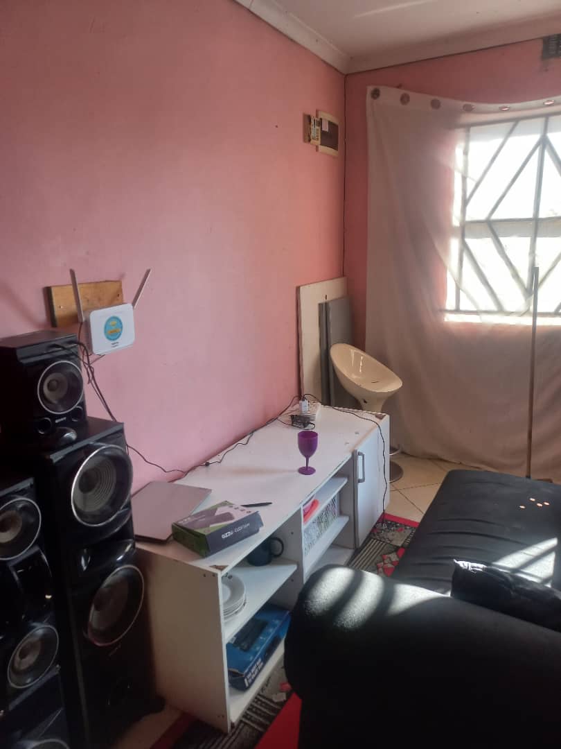 2 Bedroom Property for Sale in Mfuleni Western Cape